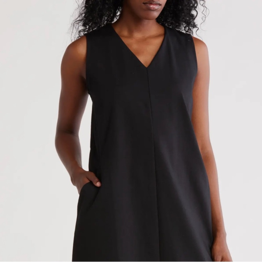 Eileen Fisher Black Sleeveless Tunic